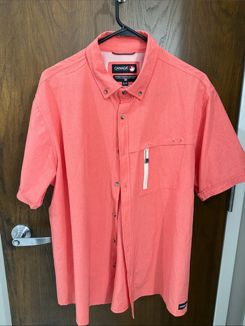Canada Dry Coral Short-Sleeve Button-Down Shirt
